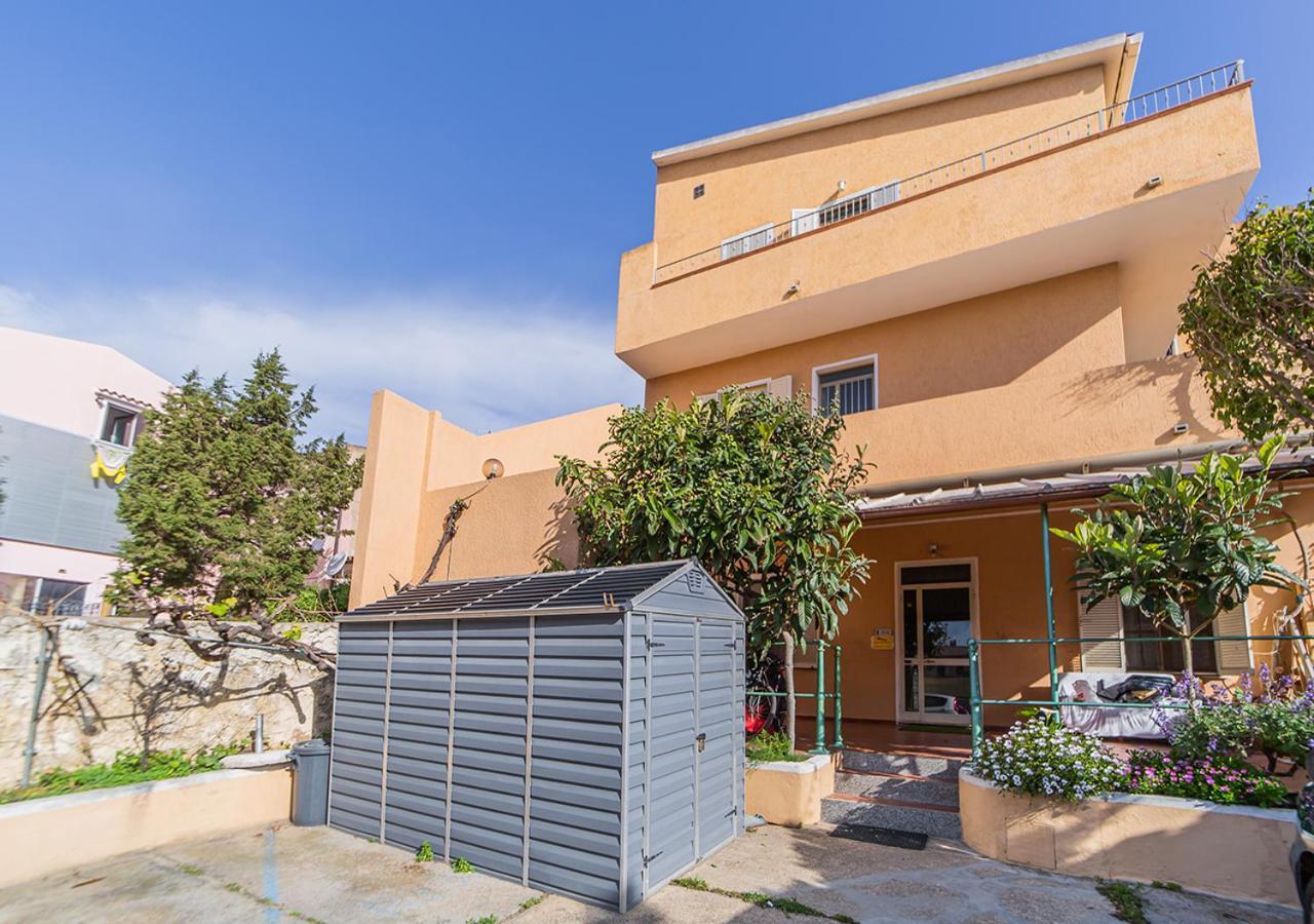 A Casa di Giò Hotel La Maddalena  Exterior foto